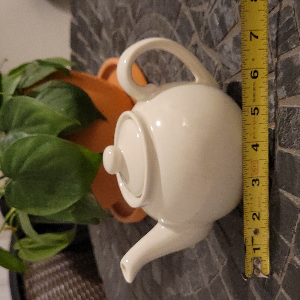 Teapot - Picture 5 of 6